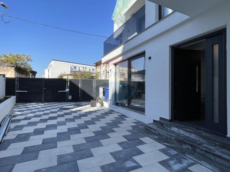 Casă cu 3 camere cu Teren 150 Mp în Muncii