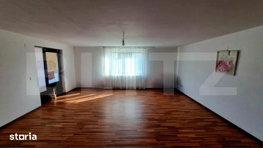 Casă cu 4 camere cu Teren 1550 Mp în Drăgănești