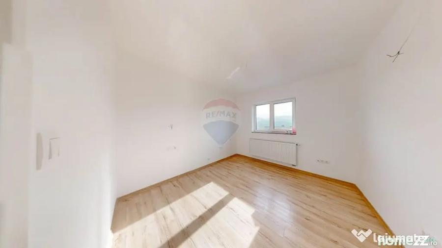 Apartament cu 3 camere decomandat în Avantgarden