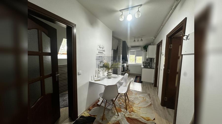 Apartament cu 2 camere decomandat, mobilat în Decebal