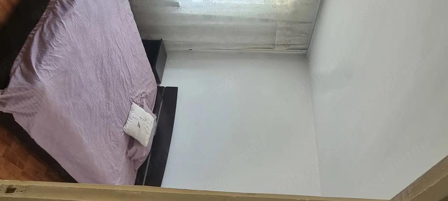 Apartament cu 2 camere semidecomandat în Lăpuș