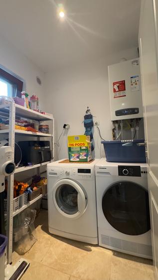 Casă cu 4 camere cu Teren 350 Mp în Lumina