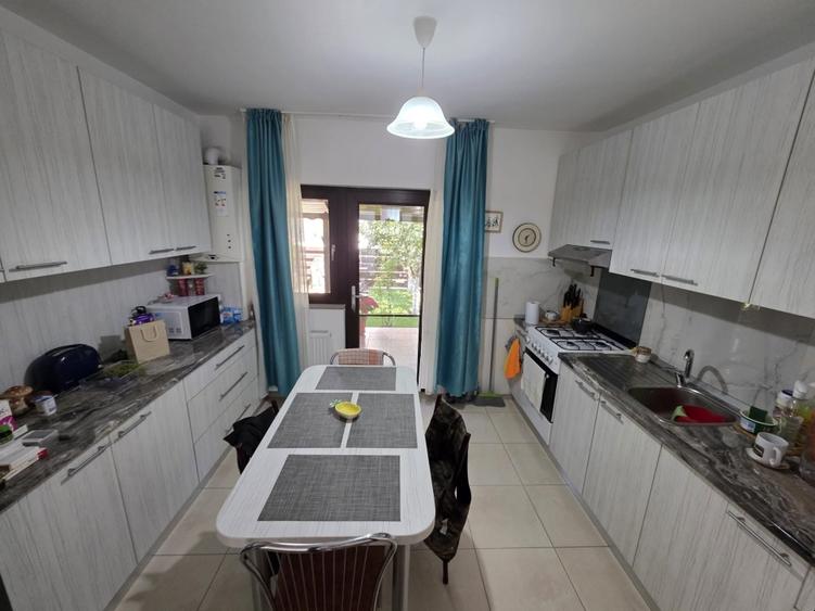 Duplex cu 3 camere cu Teren 158 Mp în Valea Adâncă