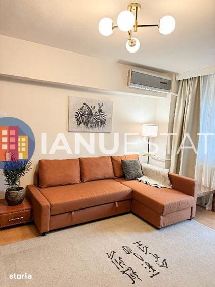 Apartament cu 3 camere semidecomandat în Tineretului