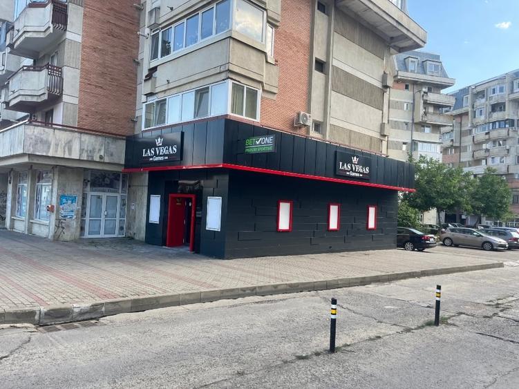 Spațiu comercial, de 120 mp, în Central