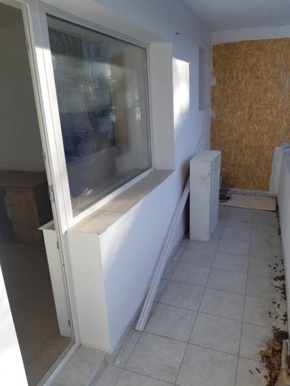 Apartament cu 2 camere, etaj 1/4, zona Tatarasi - 6