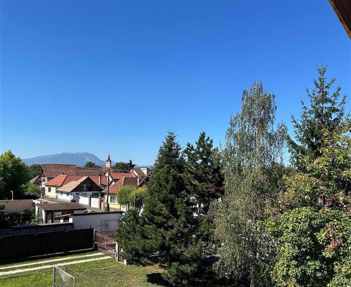 Apartament cu 2 camere decomandat, mobilat în Cristian