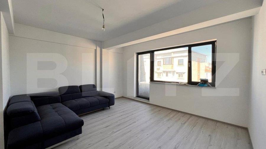 Apartament de 2 camere, 60 mp, cu loc de parcare, zona centrala, km 0 - 4