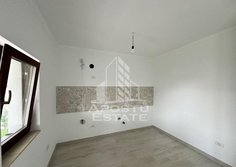 Jumatate de duplex despartit prin camera tehnica, Dumbravita - 3