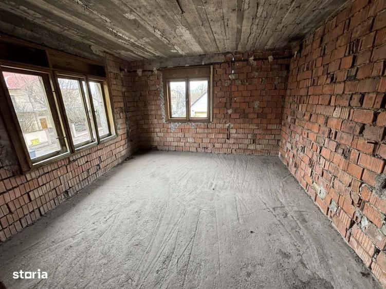 Casa D+P+1+M si 6 ari teren , zona Titulescu - 10