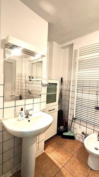 Sala Palatului - Cismigiu- Victoriei - apartament 2 camere+ birou 70mp