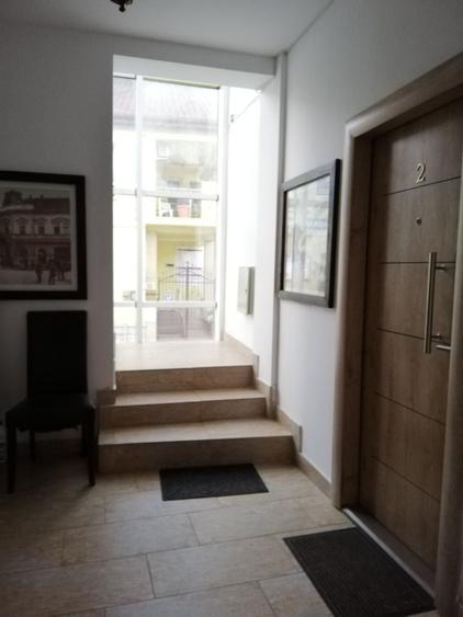 Apartament cu 2 camere decomandat în Deve