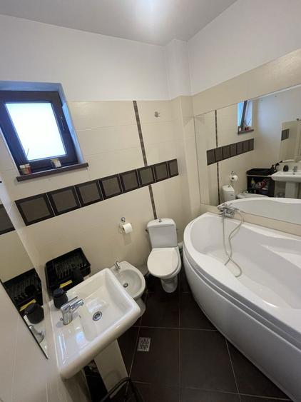 Inchiriez apartament 3 camere zona Bucurestii Noi centrala proprie - 6