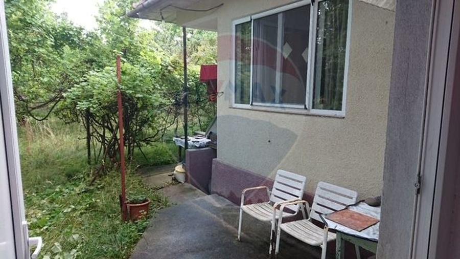 Casa / Vila cu 2 camere de vanzare - 3