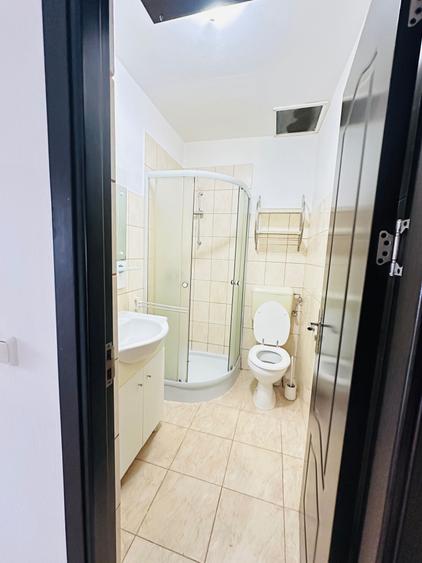 Garsonieră decomandată în Județean