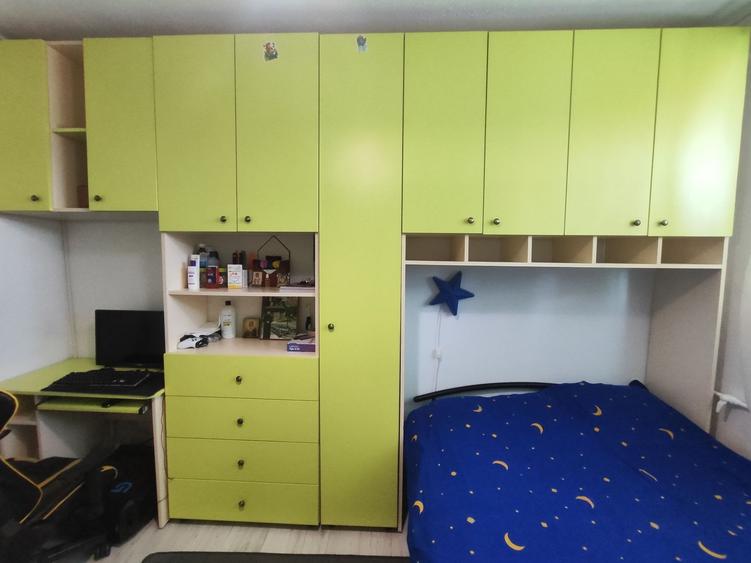 Apartament 3 Camere Sector 4 - 8