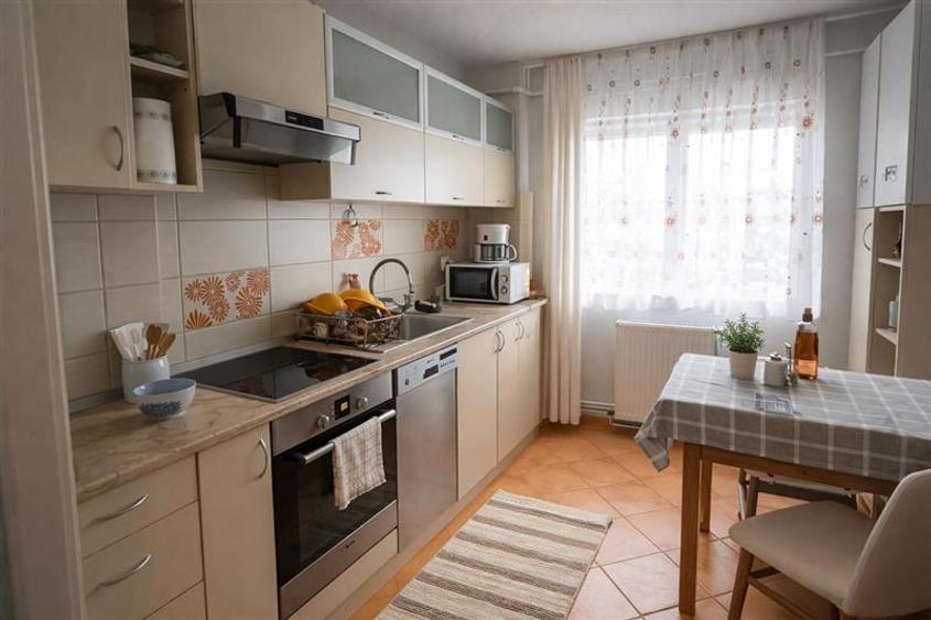 Apartament cu 4 camere, decomandat, etaj1, Simeria, Sfantu Gheorghe - 15