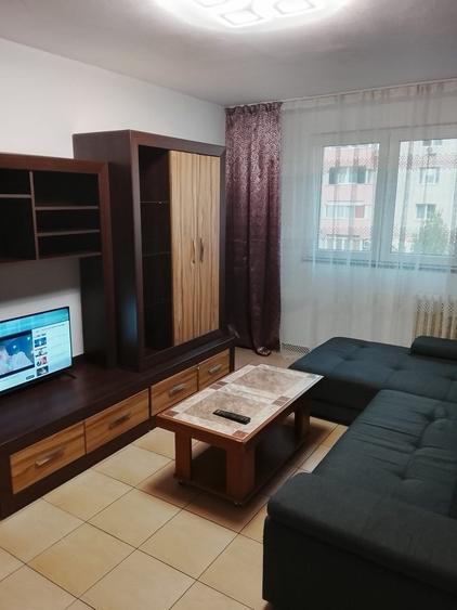 Inchiriez apartament 2 camere - 1