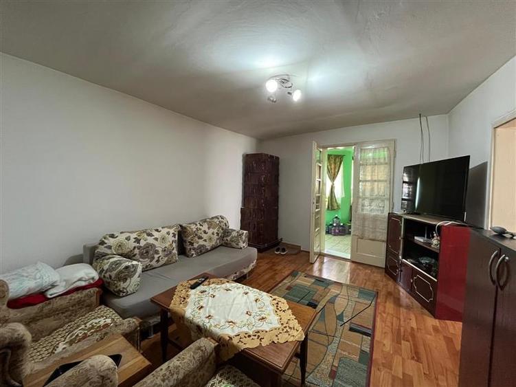 Belint, Casa, 4 Cam., 2.935 Mp. Teren - 4