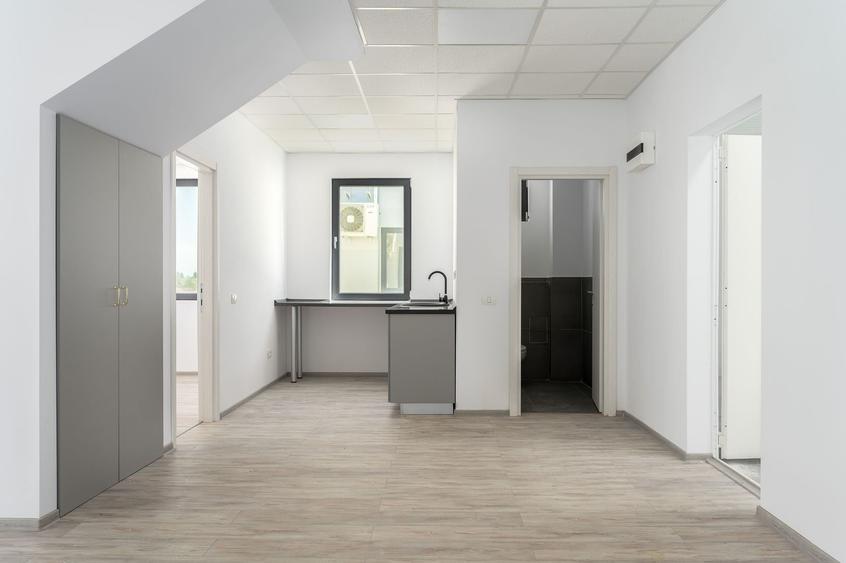 De vânzare hală industrială 585 mp – acces rapid centura Bucuresti - 7