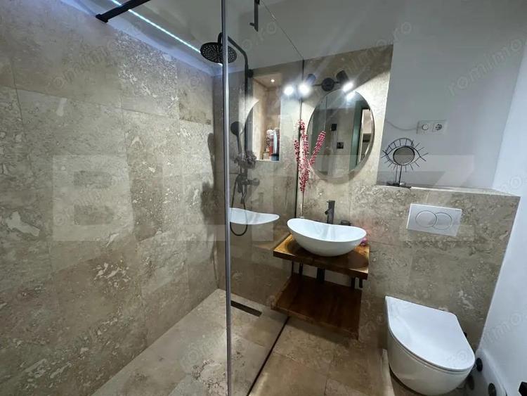 Apartament 3 camere, 70 mp, zona Cetate - 1