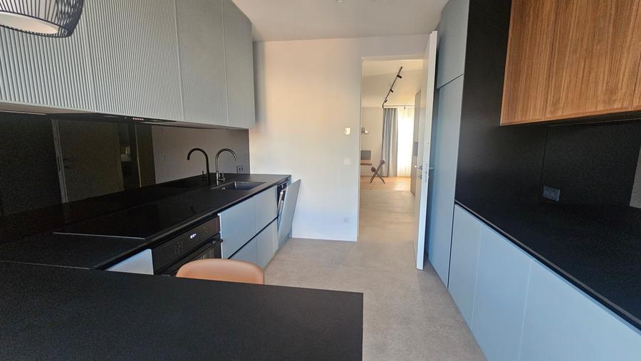 Romana, imobil nou, impecabil, pentru pretentiosi, lux, constructie 2025. - 9