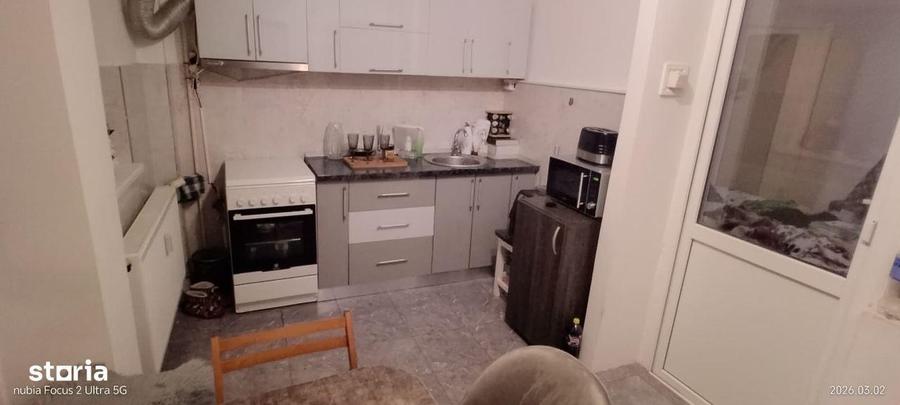 Garsoniera zona Lapus - 7