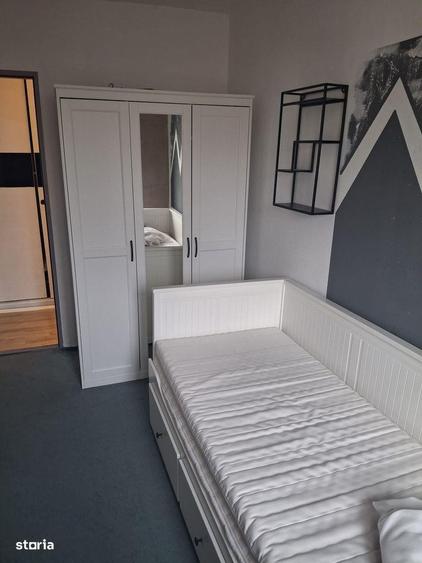 Apartament cu 3 camere decomandat în Aradului