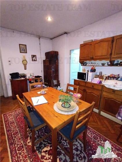 Vila cu aspect de conac in centrul Ploiestiului, ideala pentru locuinta, birou s - 14