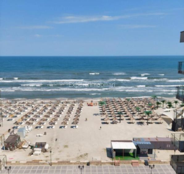 Garsoniera zona Mamaia Nord, vedere frontala catre mare