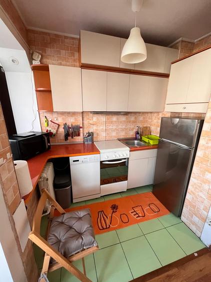 Baba Novac fix langa parc IOR, metrou Dristor, bloc mixt - 6