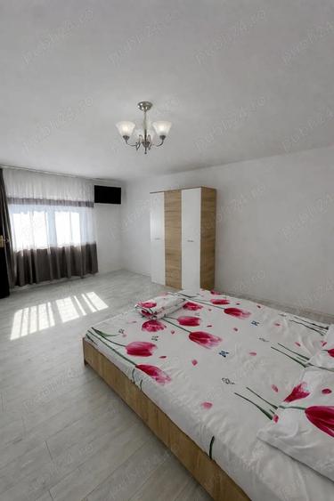 Inchiriez garsoniera la curte in Cartierul 23 August - 4