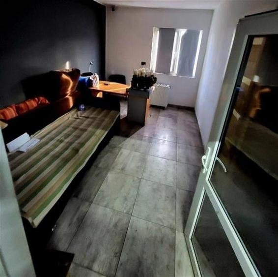 SERVICE DE VANZARE IN EXCLUSIVITATE IN BARSANESTI (BC) - 4