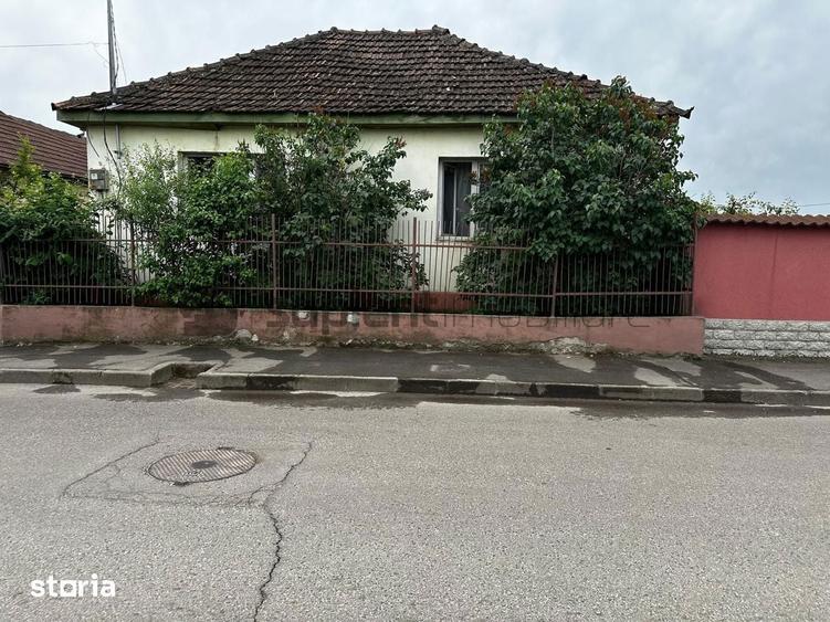 Casa str.Alesdului - 10