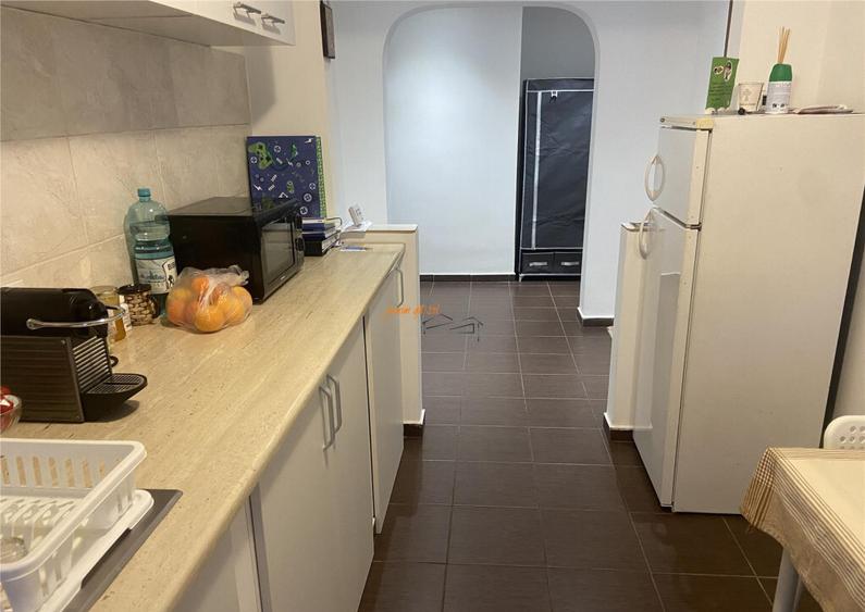 Garsoniera , zona Cartier Sud , parter , decomandata , 40mp - 2