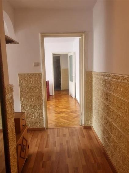 Apartament cu trei camere B-dul Unirii - 3
