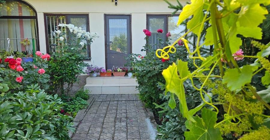 CASA SUPERBA in loc. SOMOVA jud TULCEA CASA SUPERBA in loc. SOMOVA jud TULCEA