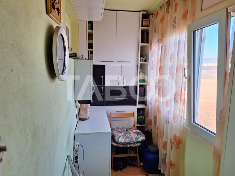 Apartament 55 mpu mobilat utilat 3 camere 2 balcoane pivnita Cisnadie - 21