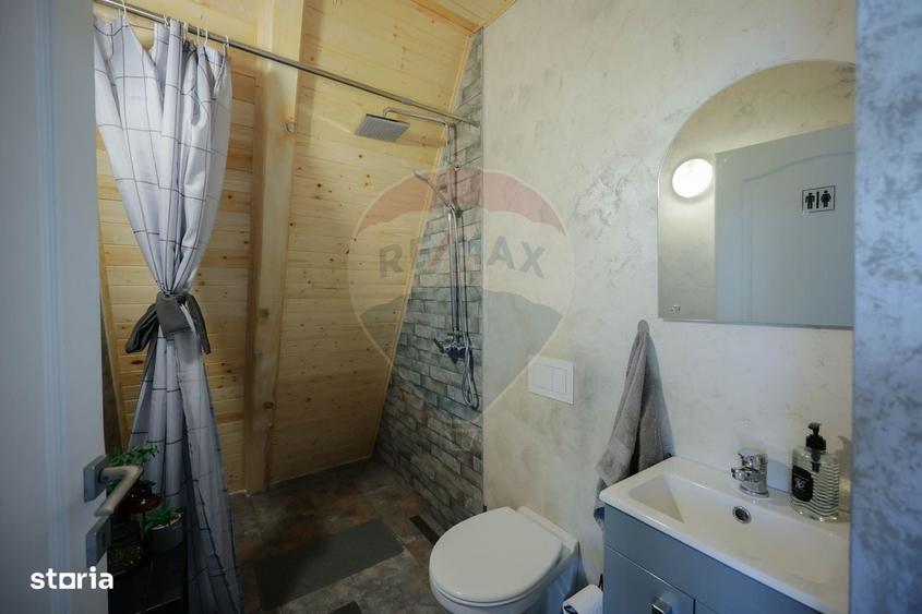 Casă cu 4 camere în Borș