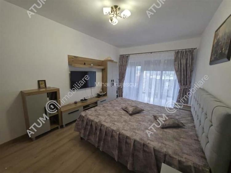 Garsoniera decomandata cu balcon si parcare in zona DaVinci din Sibiu Garsoniera decomandata cu balcon si parcare in zona DaVinci din Sibiu