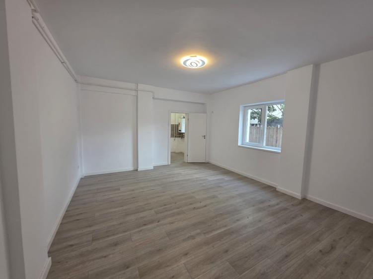 BLOC NOU apartament cu 1 camera 35.4m² de vanzare, FINALIZAT , ZONA CENTRALA Pod - 1