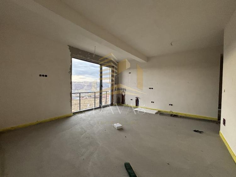 Apartament de 3 camere semidecomandat | Bloc nou Baciu - 3