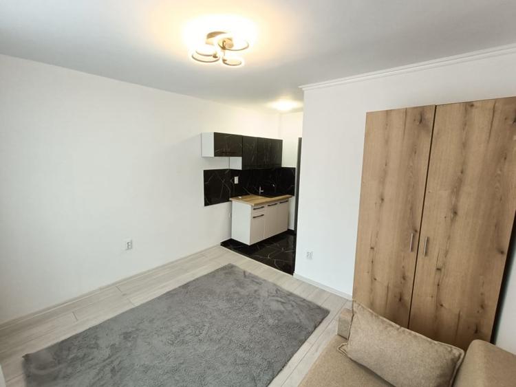 Bularga - Garsoniera 17 mp, etaj 1, renovata complet, bucatarie pe comanda - 3