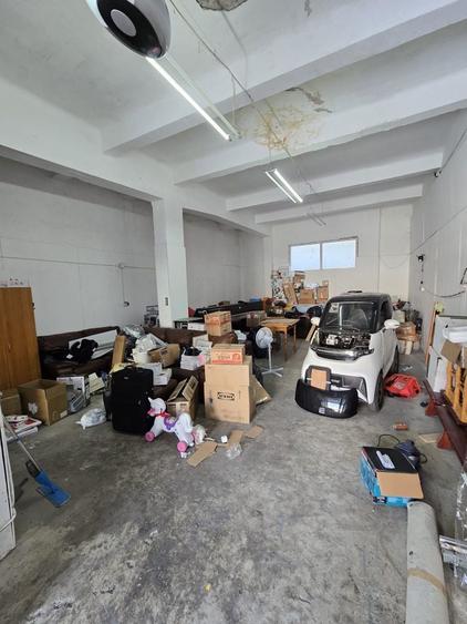 Inchiriez Hala + Birou - 100 m2 - Zona Centrala Falticeni - 1