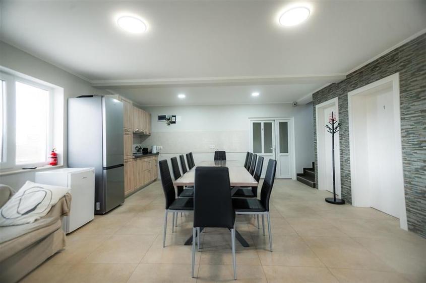 RECO, VILA MODERNA 7 DORMITOARE, BAILE 1 MAI - 2