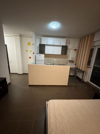 Garsonierea de inchiriat Militari Residence - 10