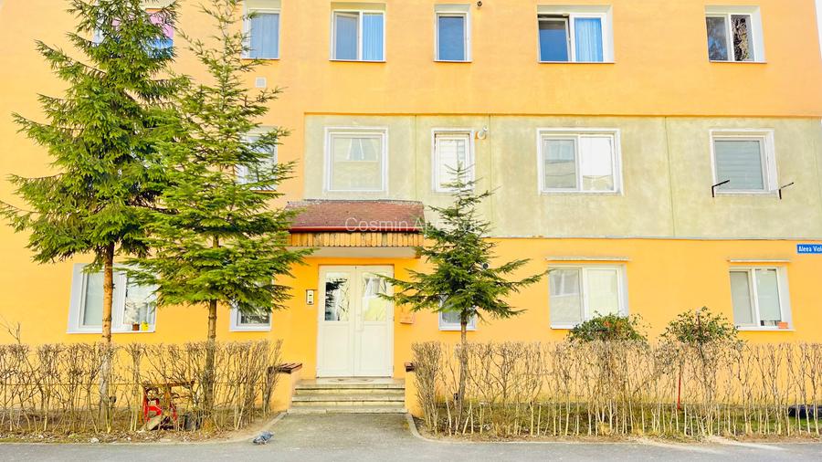 Apartament de vanzare zona Florilor cu 2 camere Apartament de vanzare zona Florilor cu 2 camere