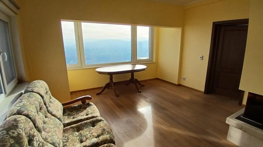 Casă cu 4 apartamente independente în Grigorescu , 260 mp - 3