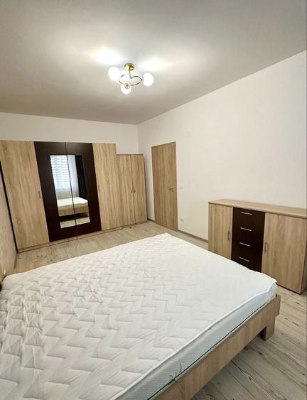 Proprietar inchiriez apartament 2 camere in Giroc - 3