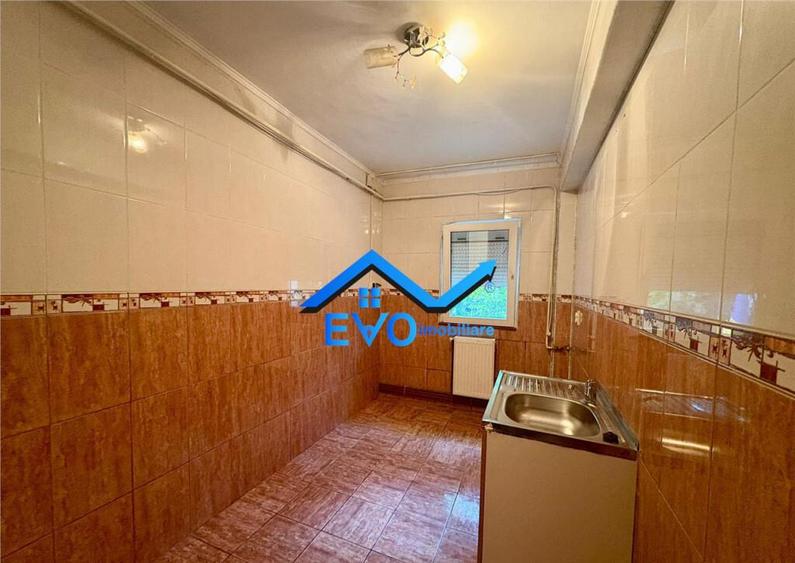 Apartament de inchiriat, 2 camere, etajul 1, nemobilat, Frum - 3